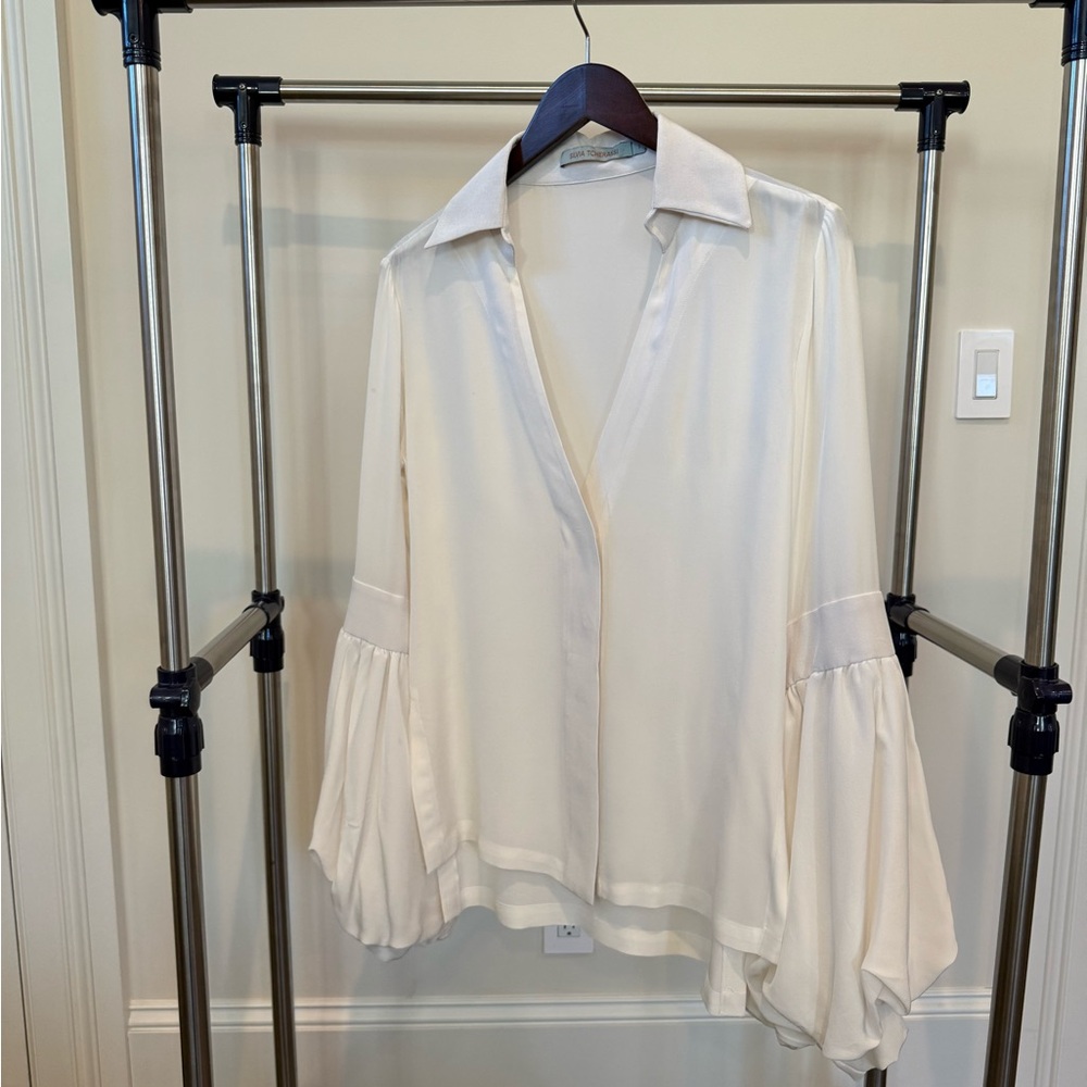 Silvia Tcherassi Cream Blouse with Flowing Sleeves